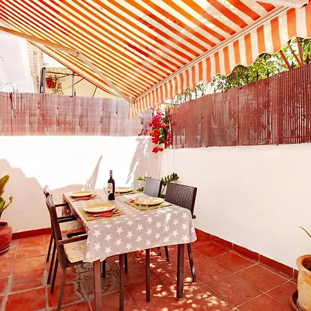 House With Pool In The South Of Tenerife 度假居